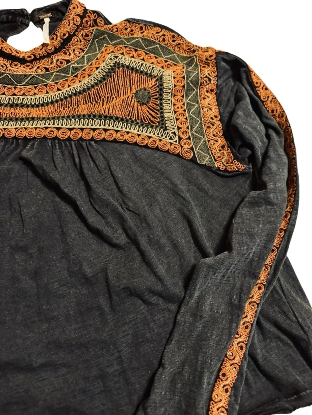 Free People Black Embroidered Boho Blouse Cropped Long Sleeve Keyhole Back XS - Picture 3 of 4